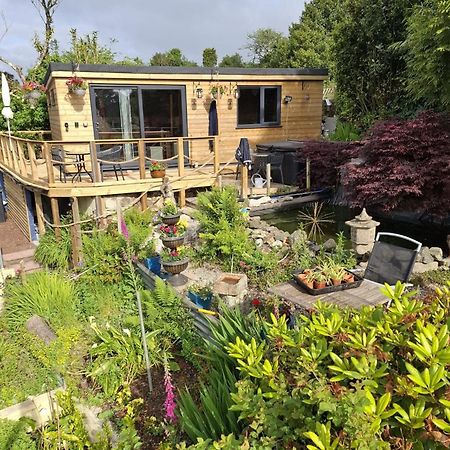Cosy Cornish Cabin เซนต์ออสเทลล์ ภายนอก รูปภาพ